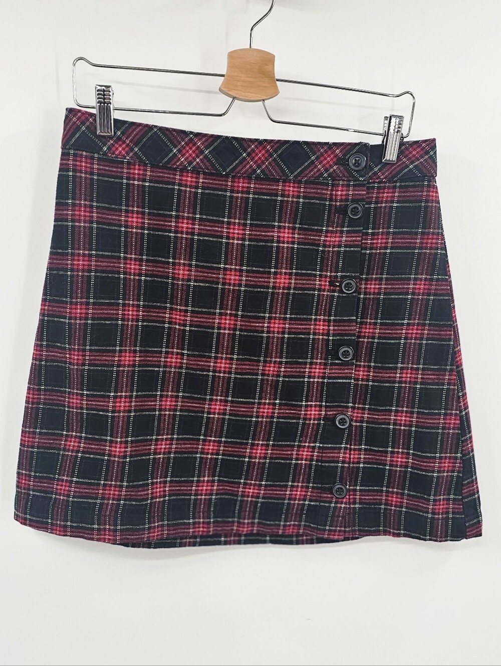 H&M Black & Red Plaid Button-Front Mini Skirt Size 10